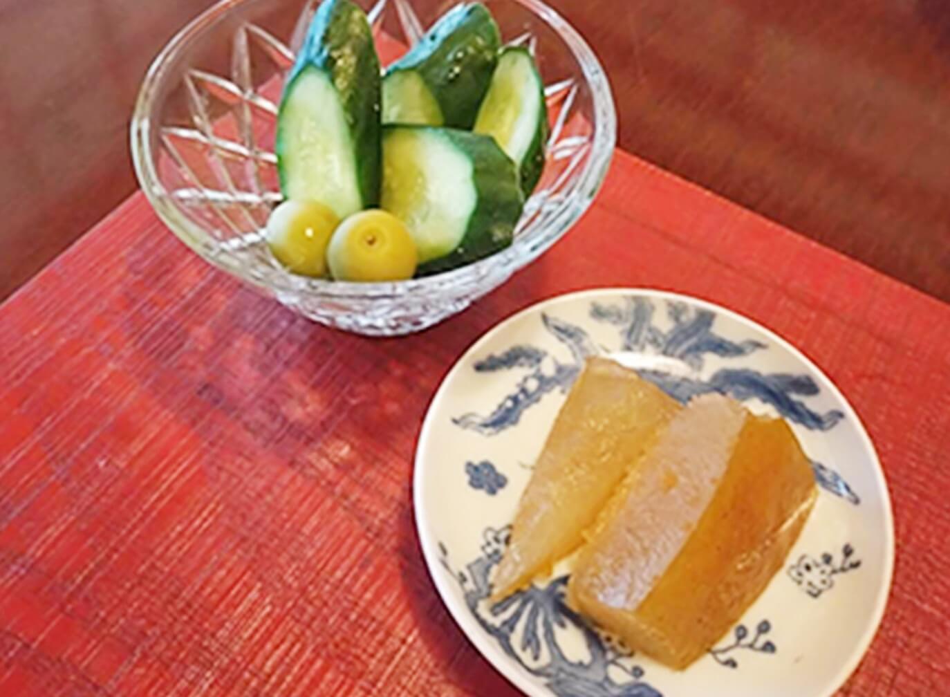 地元野菜の漬物とサラダの小鉢